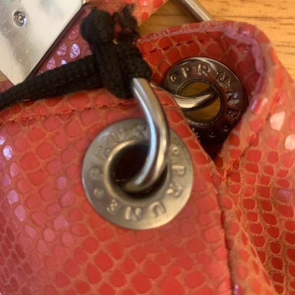 PRUNE Coral Leather Snake Print Design Shoulder Bag - Picture 8 of 13